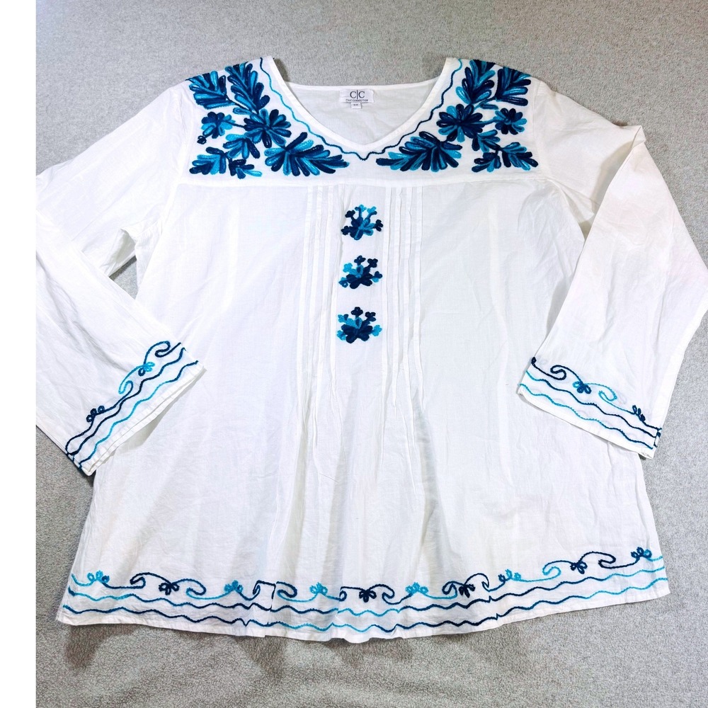 Chic Connection Womens 3X White Embroidered Peasant Boho Tunic Top Blue Floral